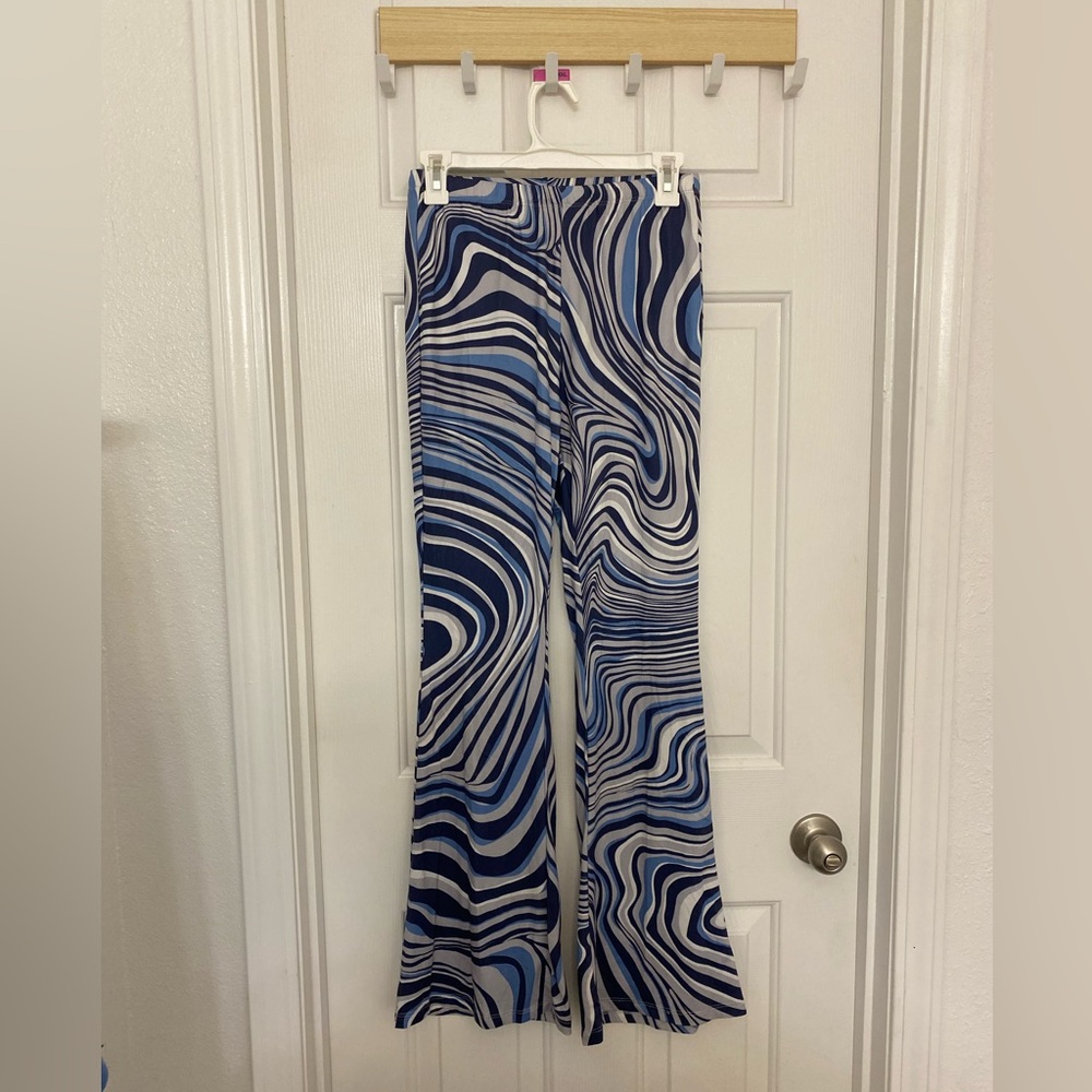 SHEIN Blue Swirl Print High-Waist Flared Leggings